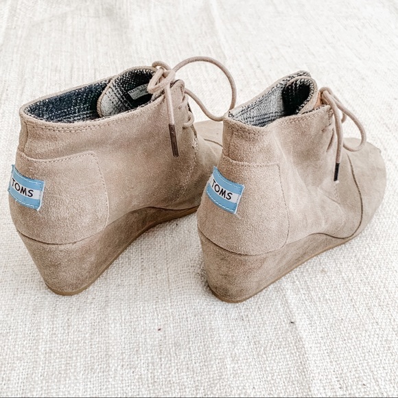 TOMS Taupe Wedge Booties - Picture 4 of 9
